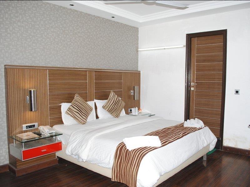 Hotel Metro Continental Delhi  Eksteriør billede